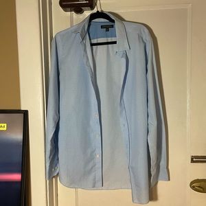 Men’s Banana Republic blue & white patterned button down size M